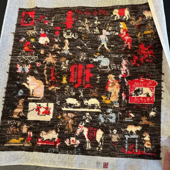 Rare Vintage 1979 Needlepoint Finished - Picture 3 of 8